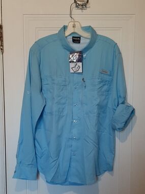 Handsome Men's "Gradual" Brand Lightweight Shirt